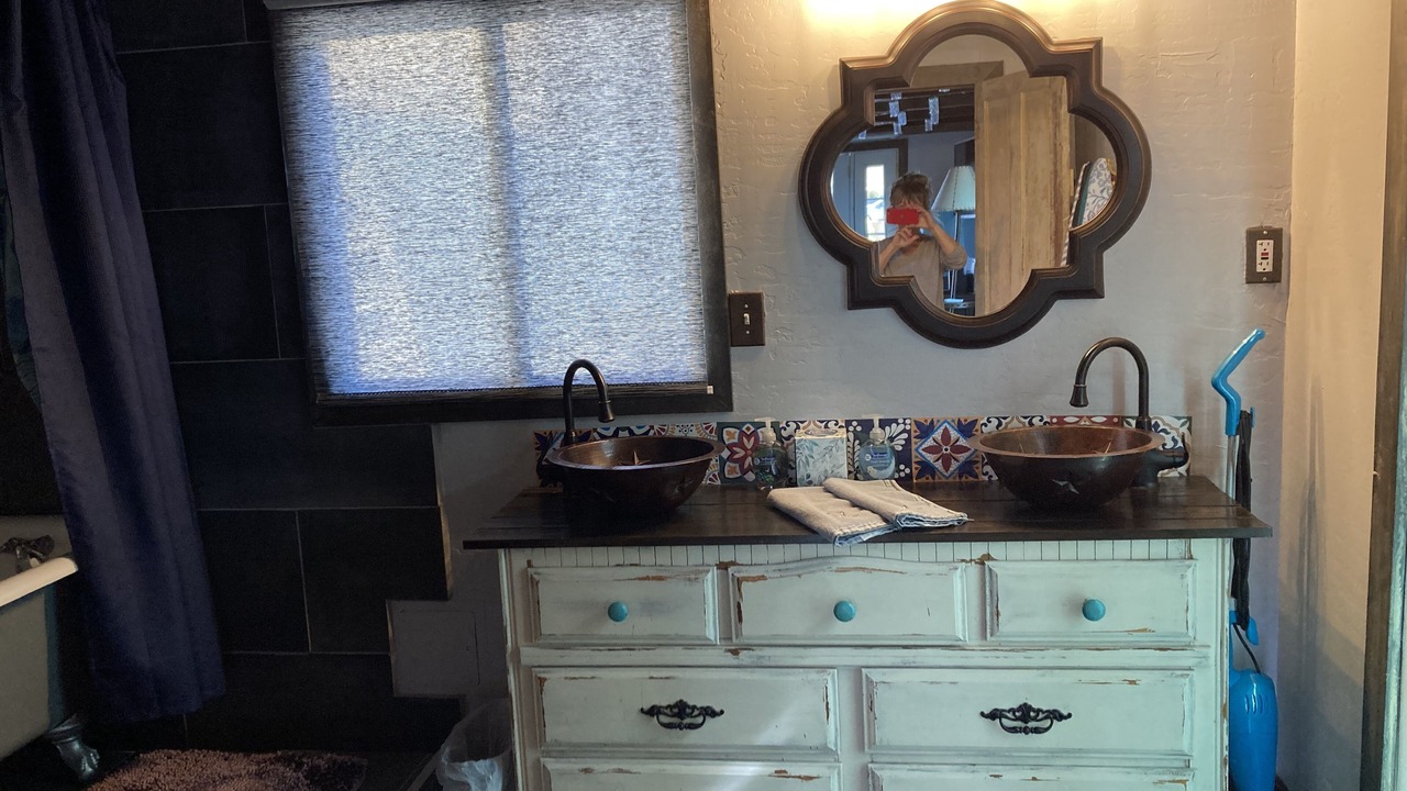 Photo of Bathroom in Cottonwood
