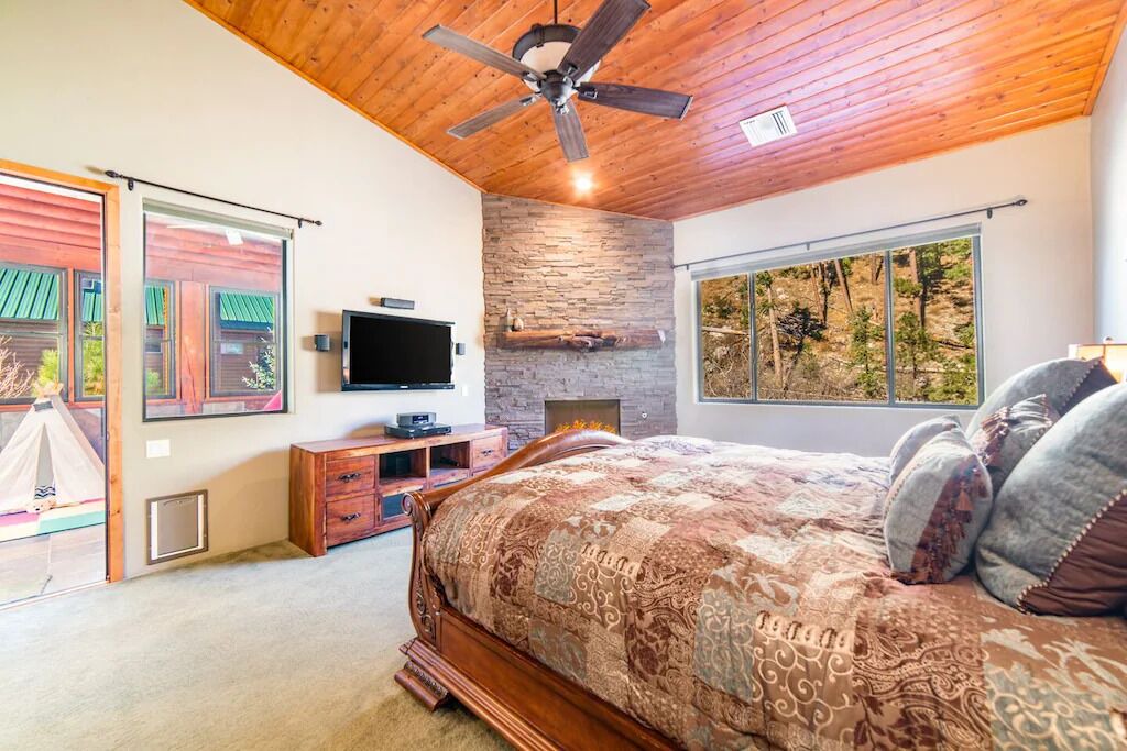 Photo of Bedroom in Summerhaven