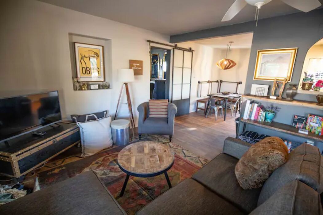 Photo of Livingroom in Midtown