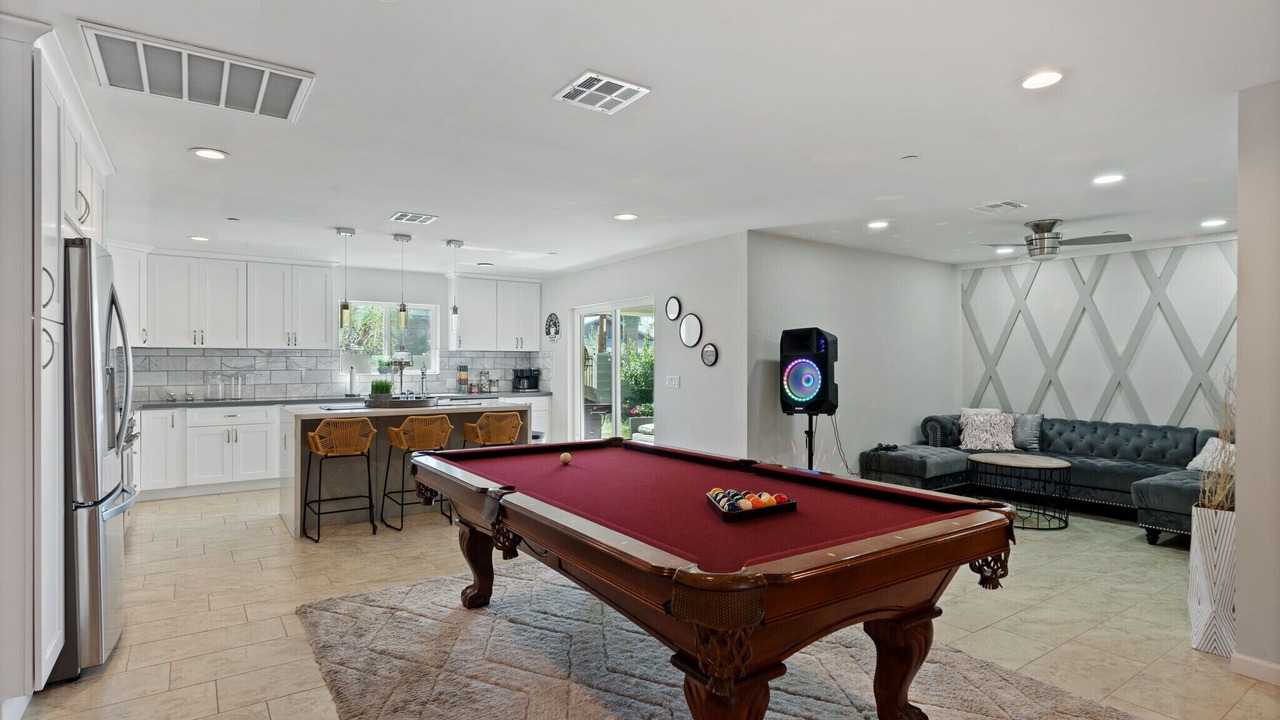 Photo of Bedroom in Scottsdale Estates Ten