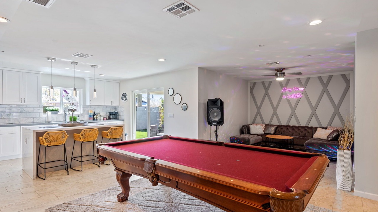 Photo of Bedroom in Scottsdale Estates Ten