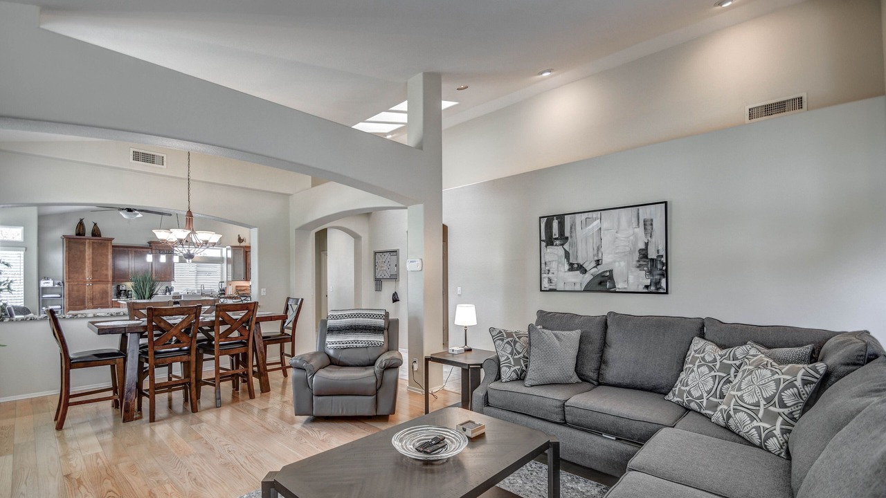 Photo of Livingroom in Foothills
