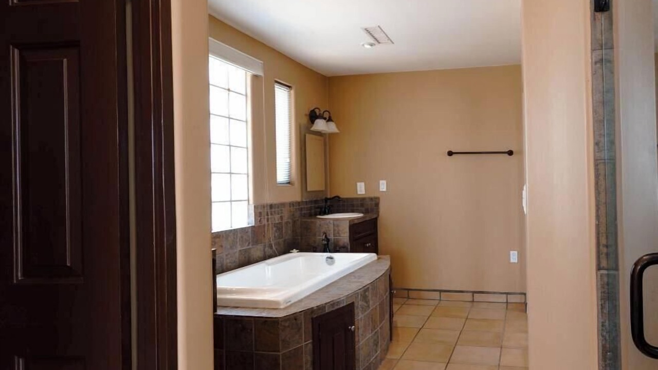Photo of Bathroom in El Dorado Ranch