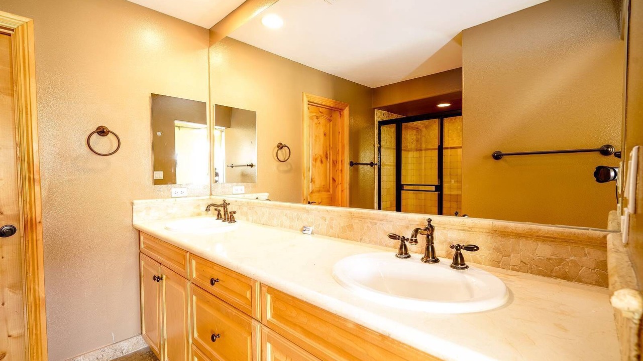 Photo of Bathroom in El Dorado Ranch
