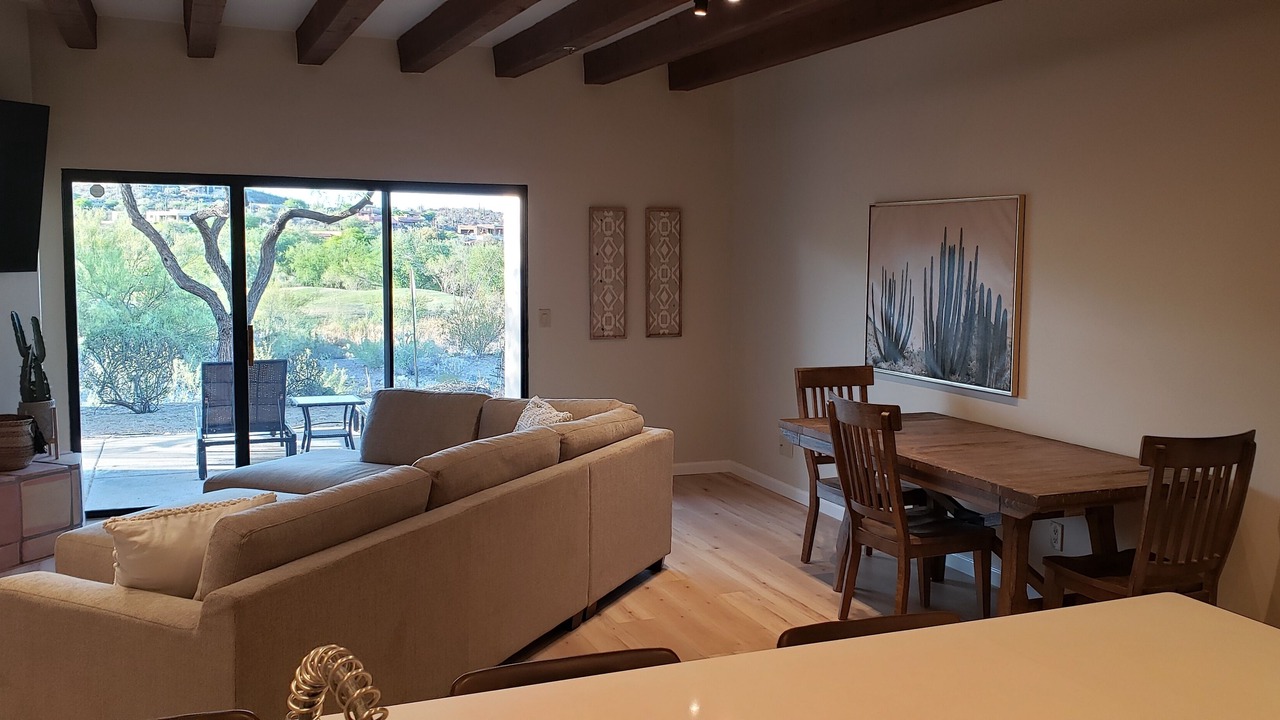 Photo of Livingroom in Starr Pass