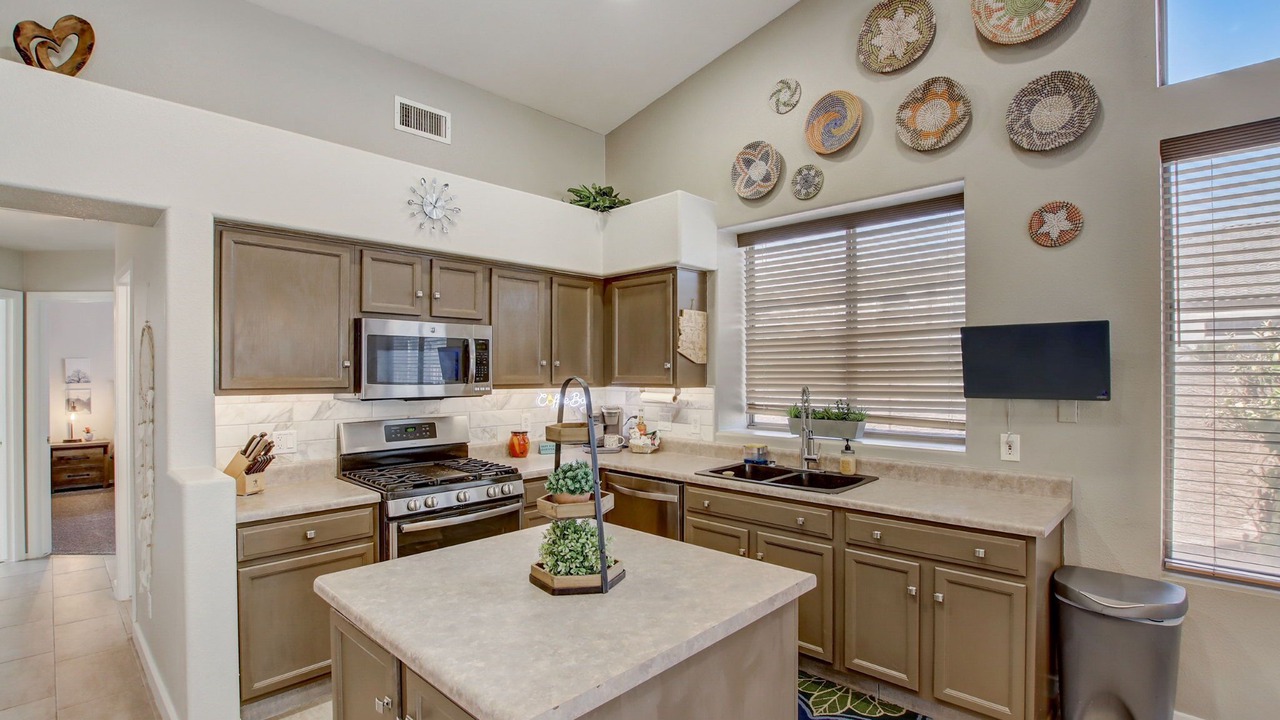 Photo of Kitchen in West Glen Community Association