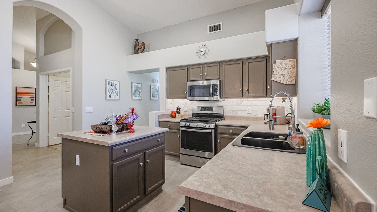 Photo of Kitchen in West Glen Community Association