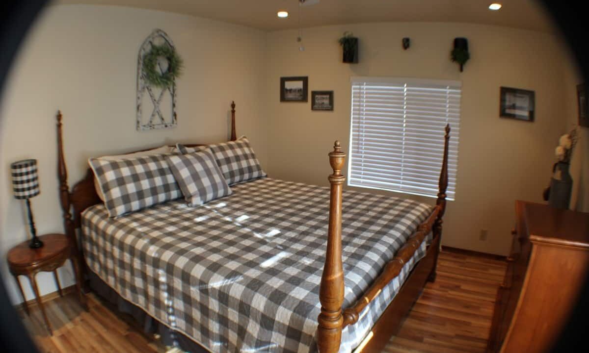 Photo of Bedroom in Williams