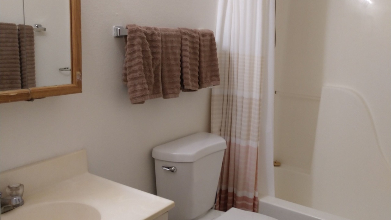 Photo of Bathroom in Campus Farm