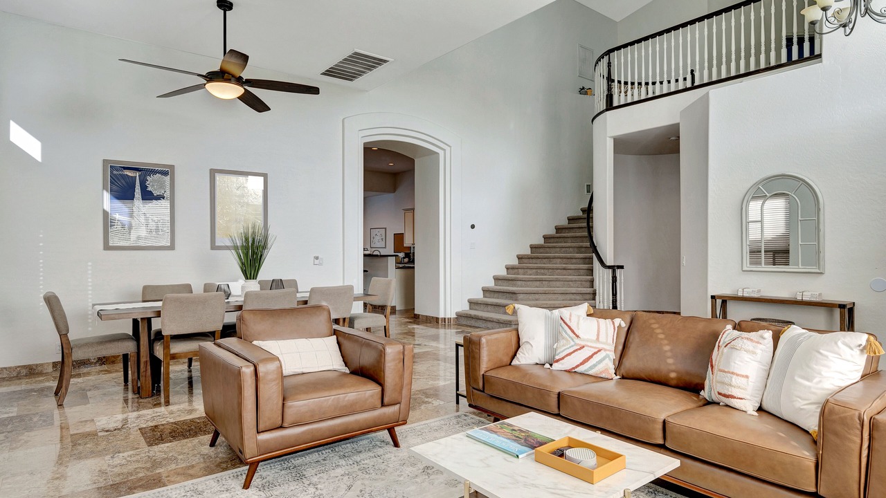 Photo of Bedroom in Arabian Crest