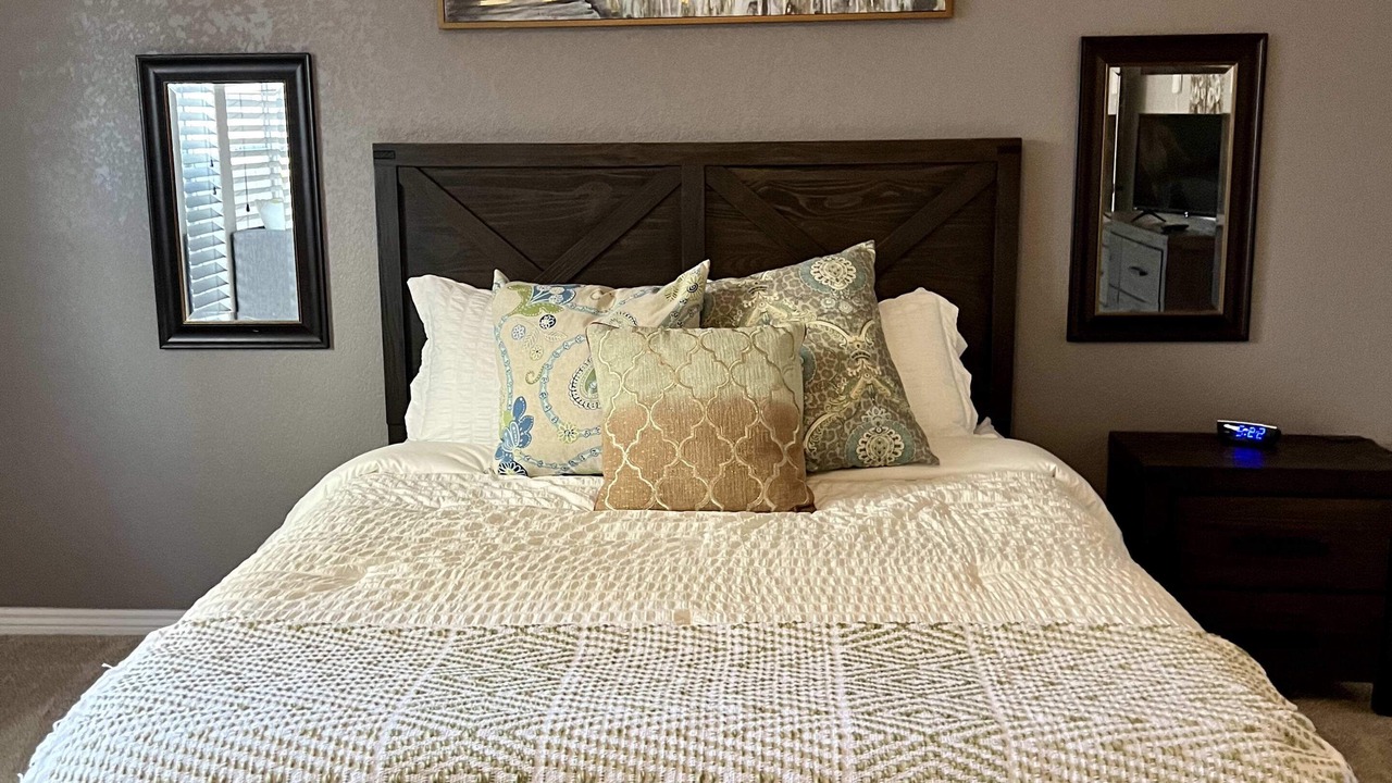 Photo of Bedroom in Parker Strip