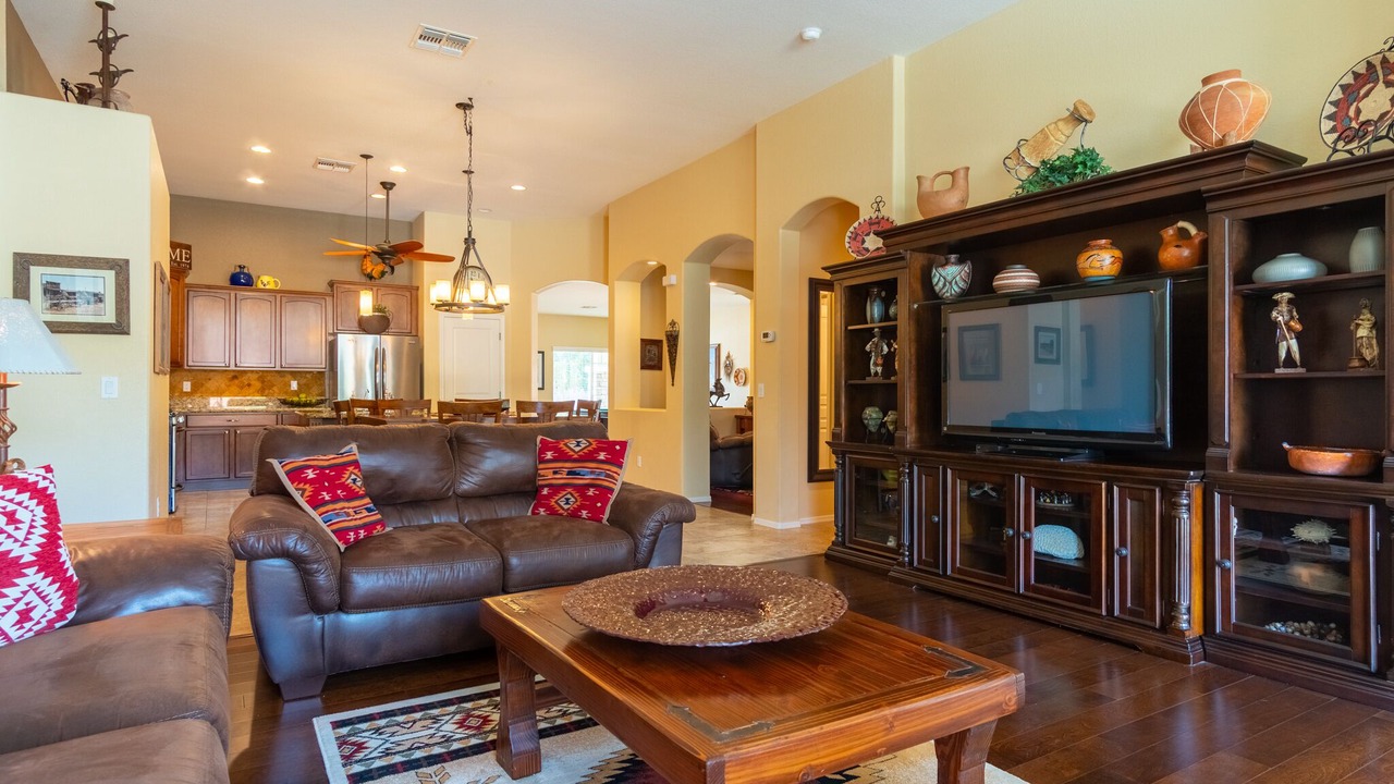 Photo of Livingroom in Maricopa