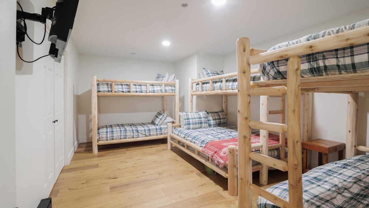 Photo of Bedroom in Flagstaff