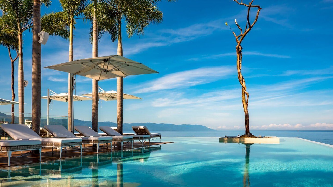 Photo of Outdoor in Romantic Zone