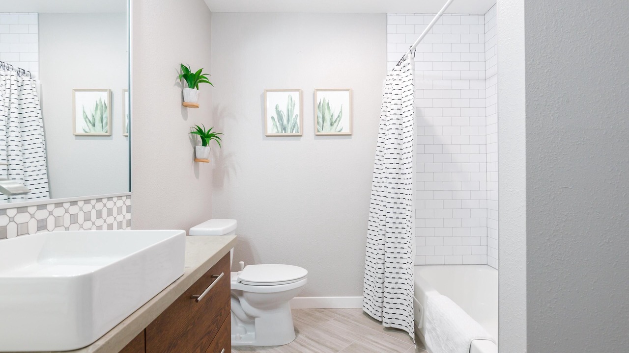Photo of Bathroom in Encanto