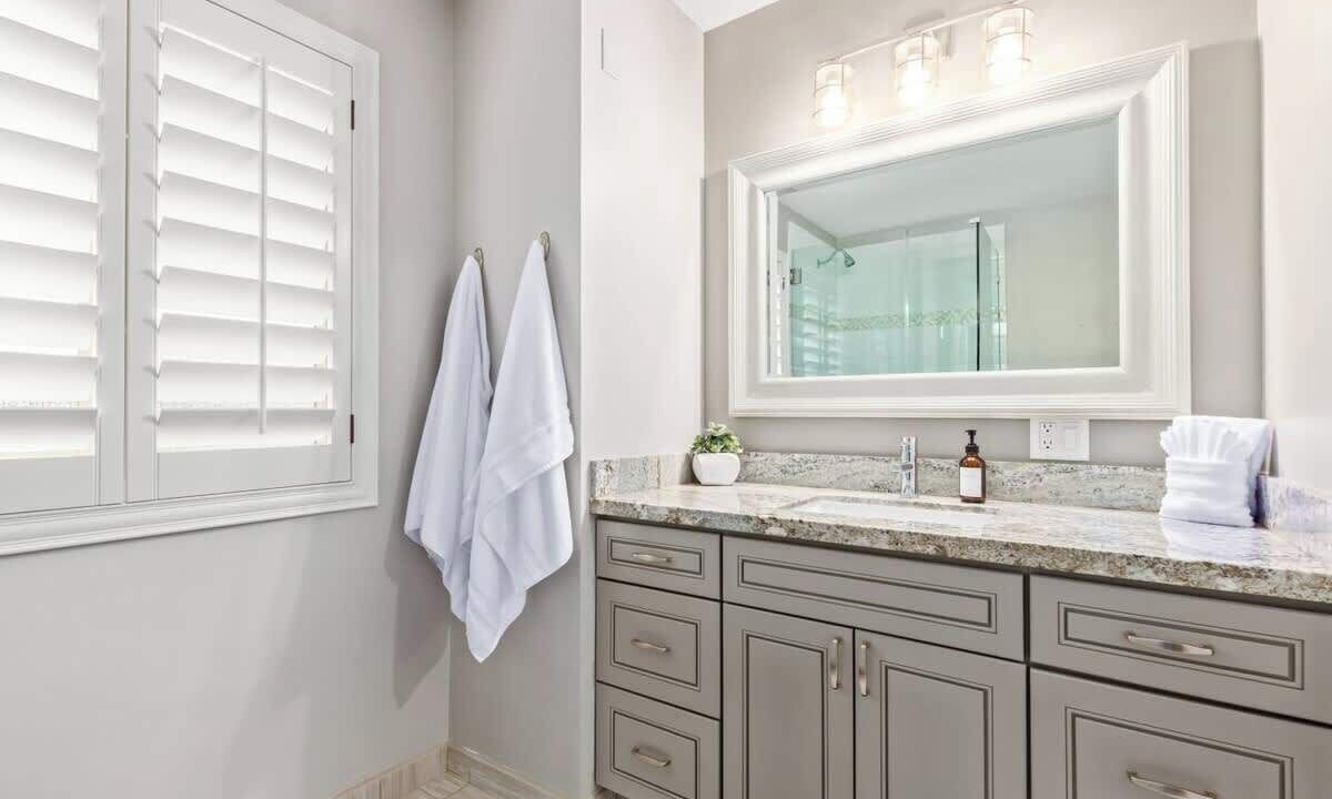 Photo of Bathroom in Village Grove