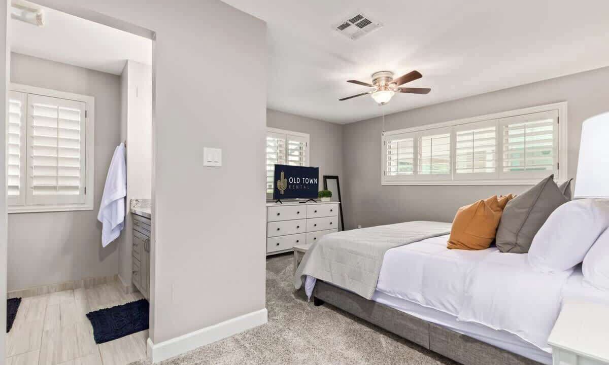 Photo of Bathroom in Village Grove