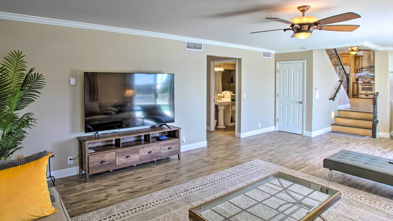 Photo of Livingroom in Arrowhead Lakes