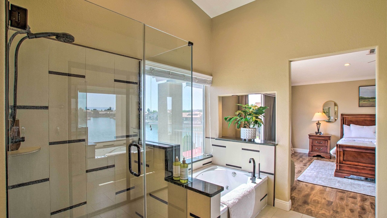 Photo of Bathroom in Arrowhead Lakes