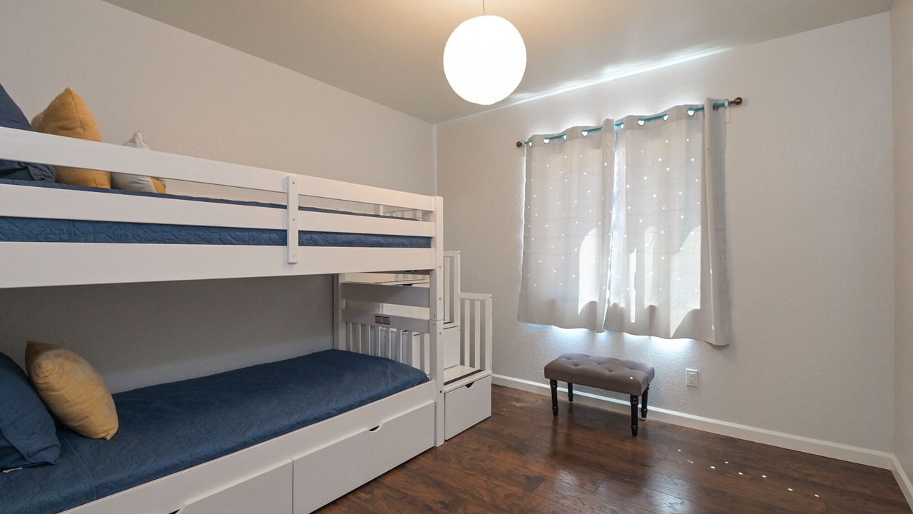 Photo of Bedroom in Heatherwood Hills