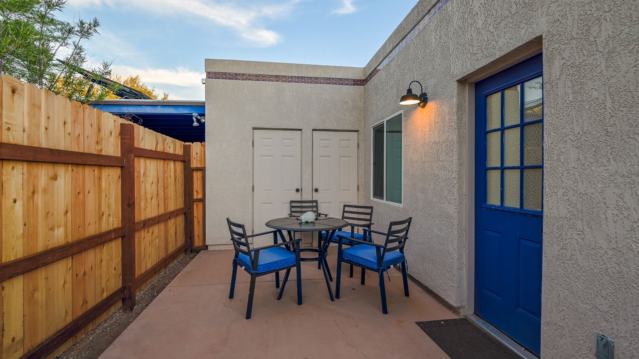 Photo of Outdoor in Heatherwood Hills