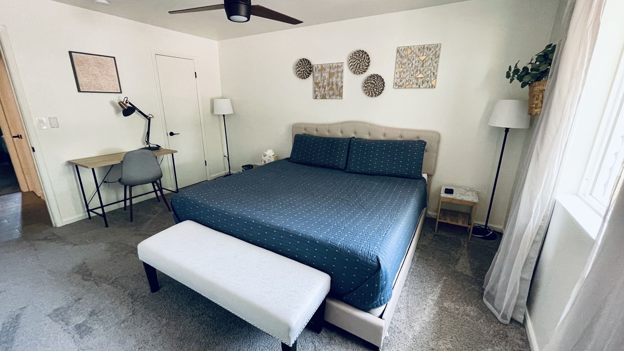 Photo of Bedroom in Paradise Valley Village