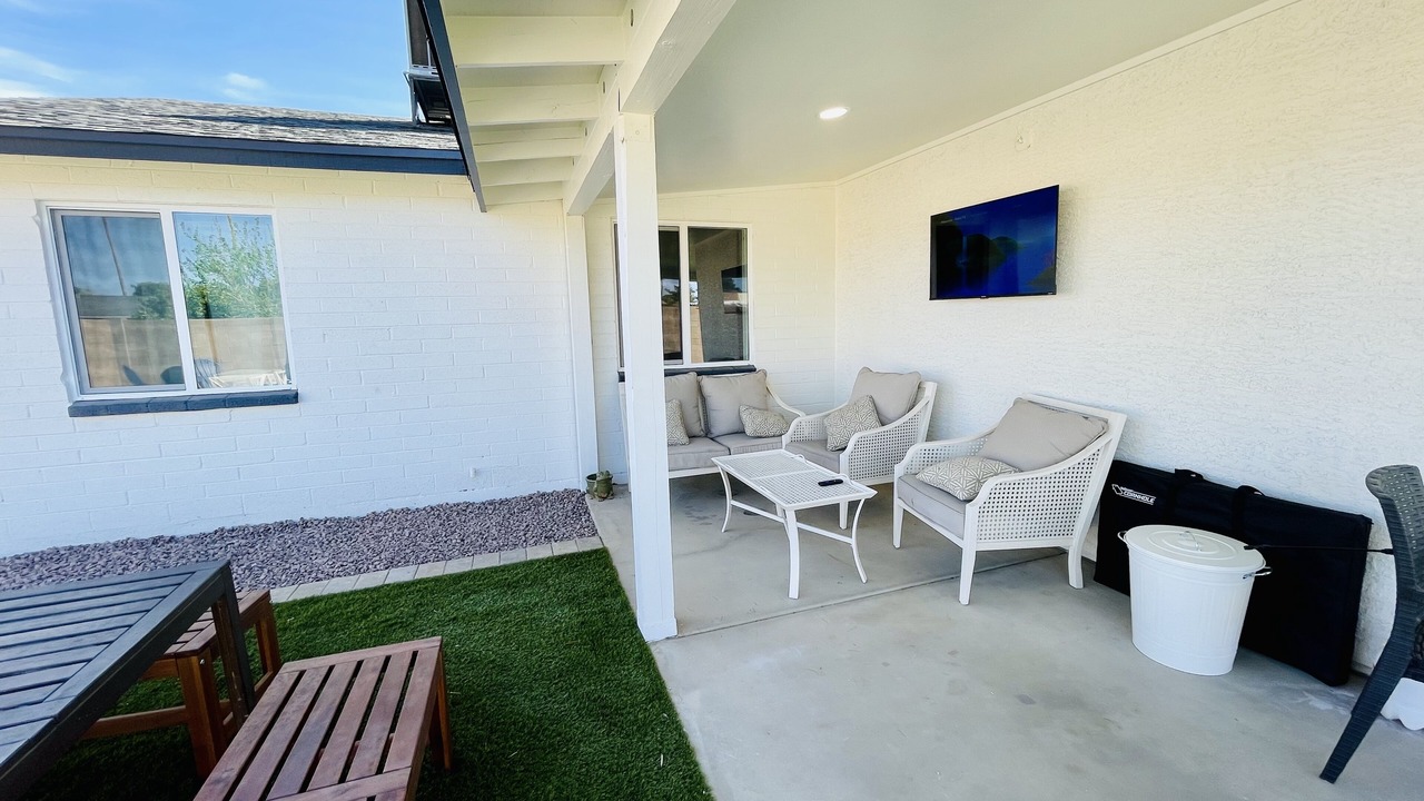 Photo of Outdoor in Paradise Valley Village