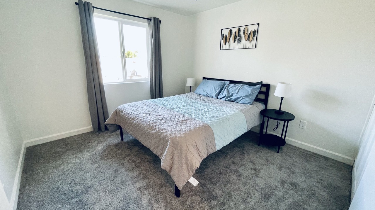 Photo of Bedroom in Paradise Valley Village