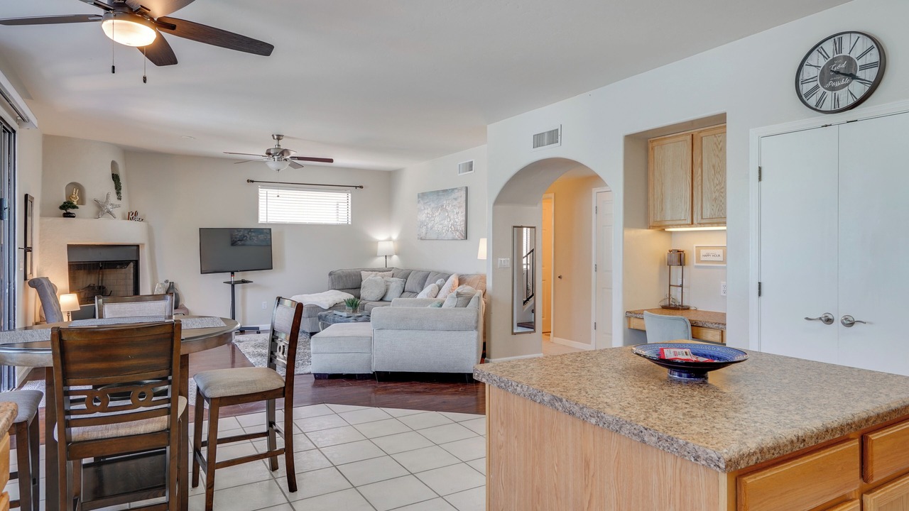Photo of Livingroom in Copper Creek