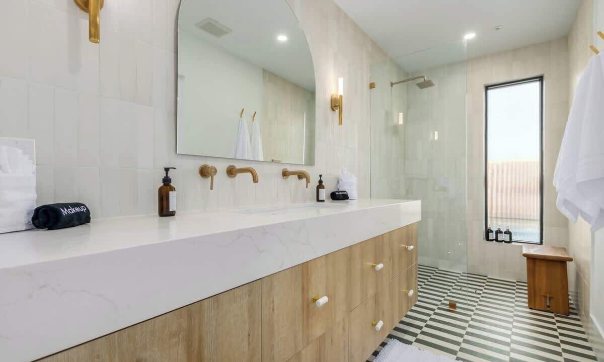 Photo of Bathroom in Trail West
