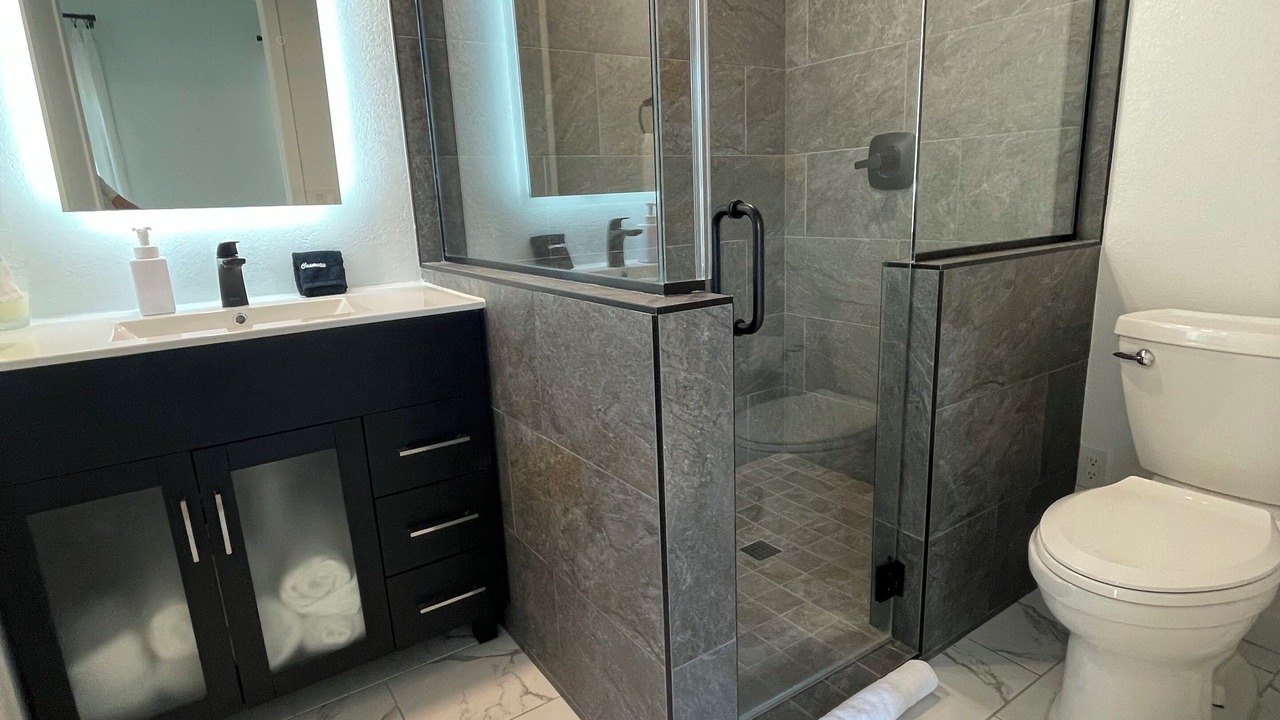Photo of Bathroom in Paradise Park Vista