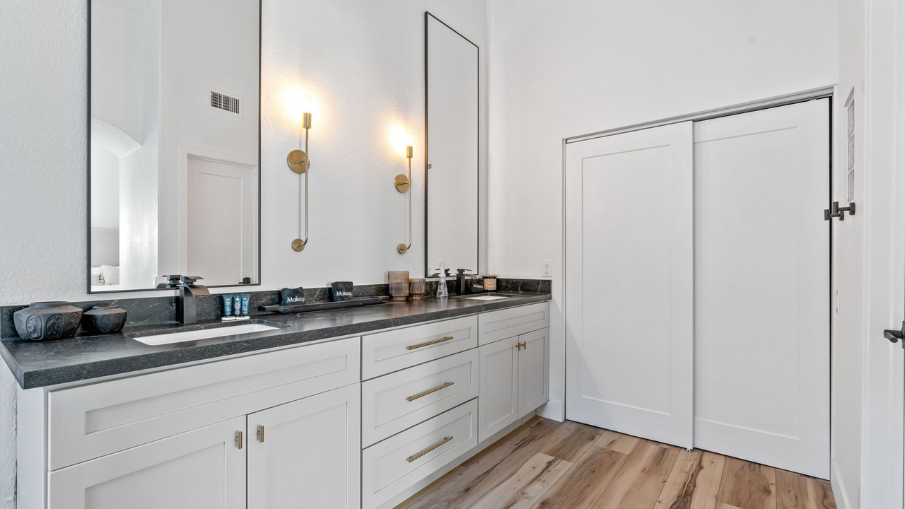 Photo of Bathroom in Paradise Park Vista