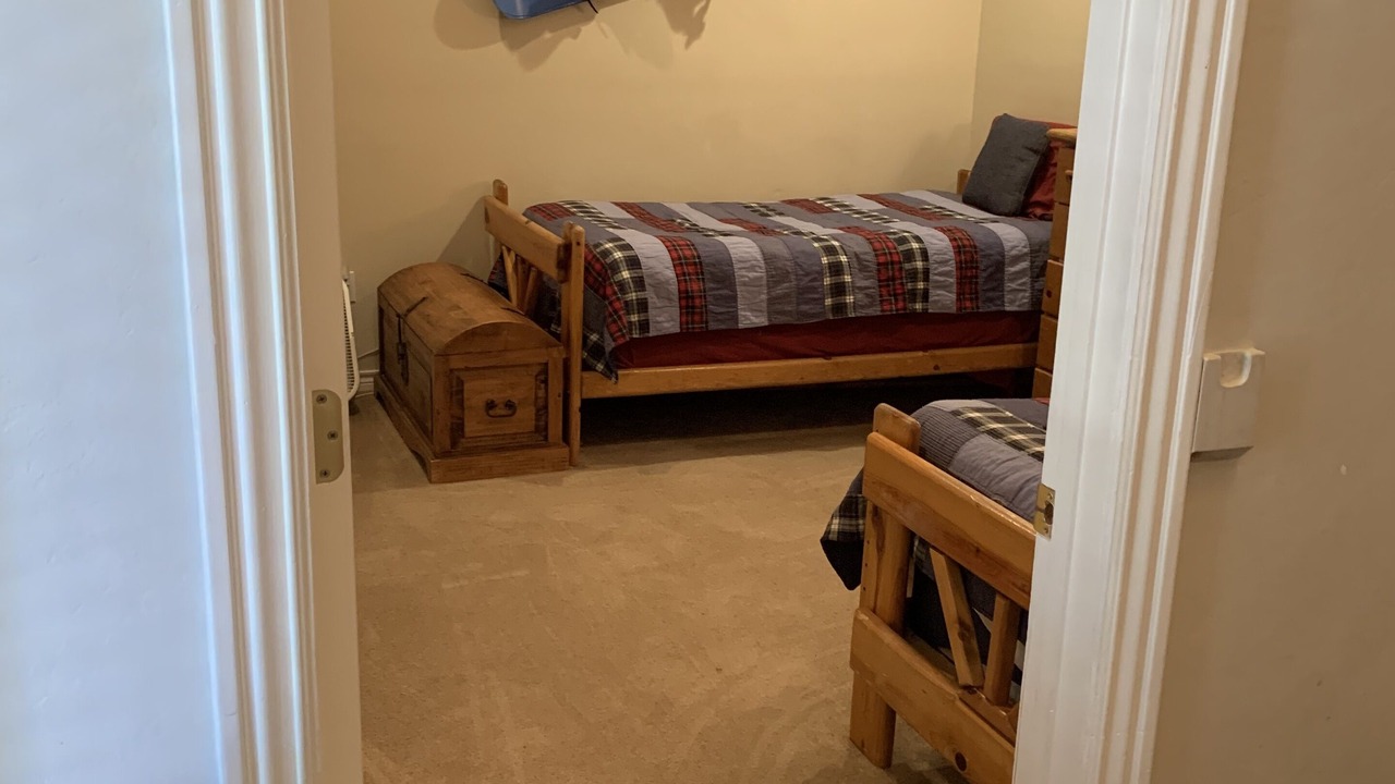 Photo of Bedroom in Sierra Pines