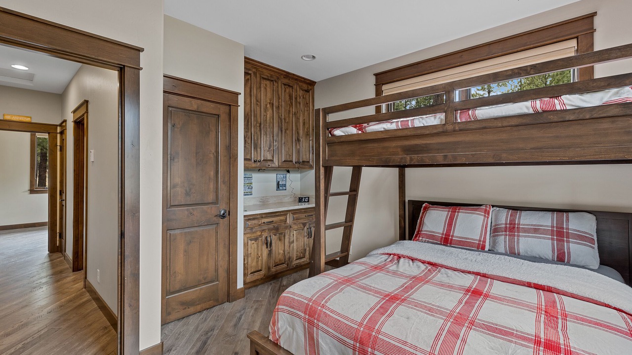 Photo of Bedroom in Flagstaff