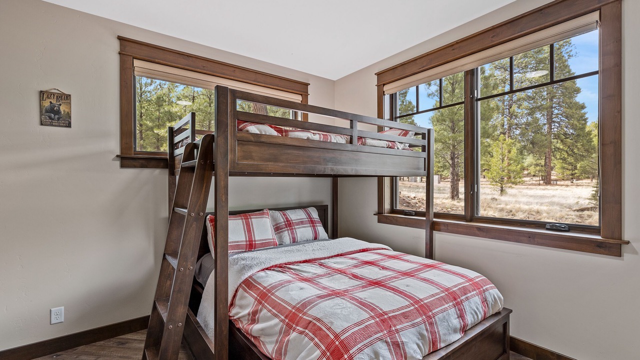 Photo of Bedroom in Flagstaff
