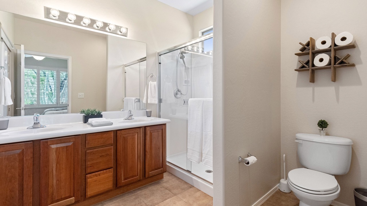 Photo of Bathroom in Anthem