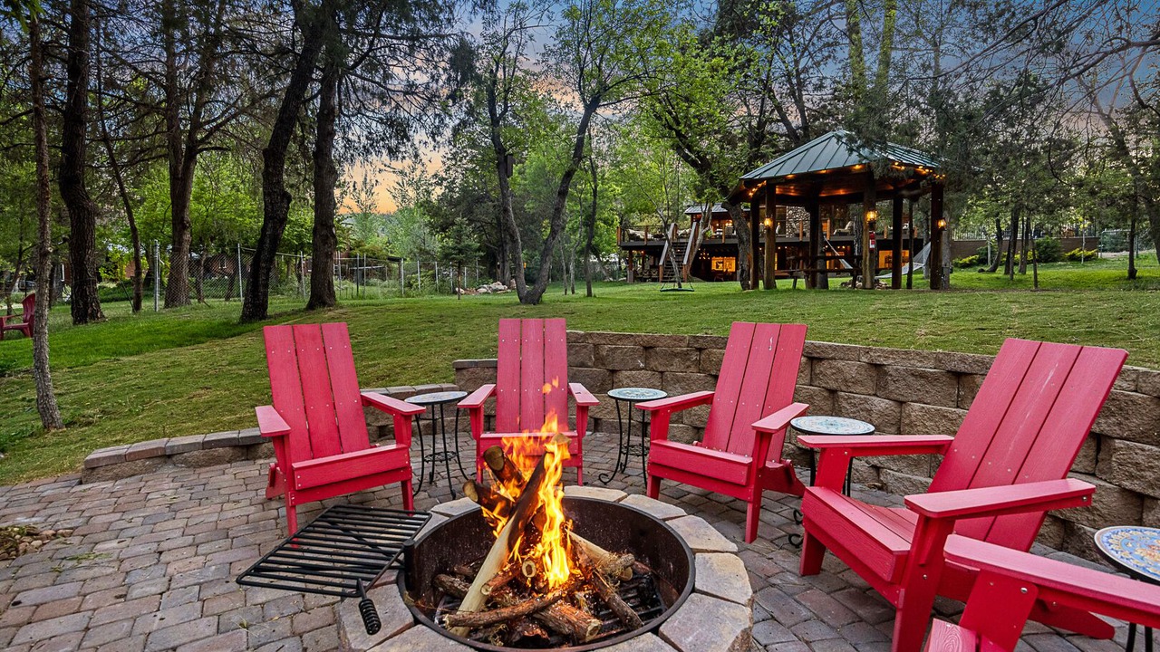 Photo of Outdoor in Whispering Pines