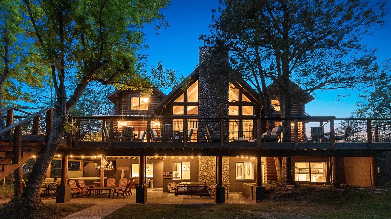 Photo of Outdoor in Whispering Pines