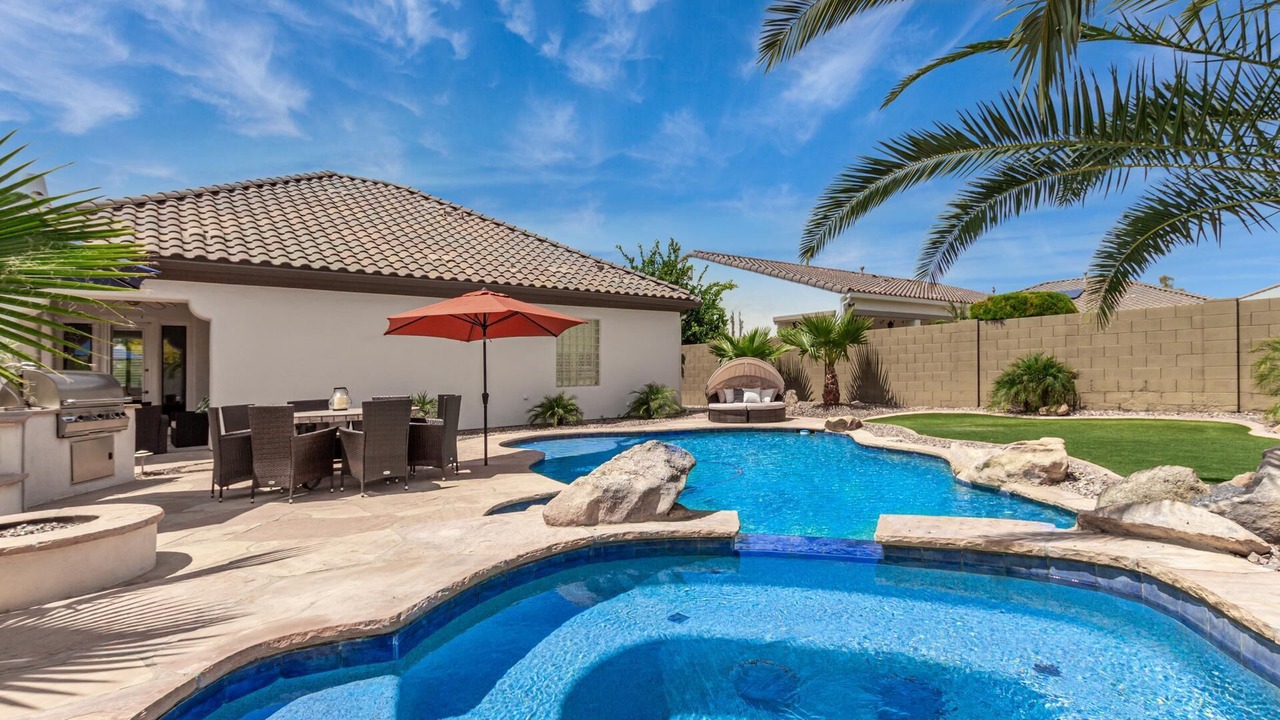 Photo of Outdoor in Village At Litchfield Park