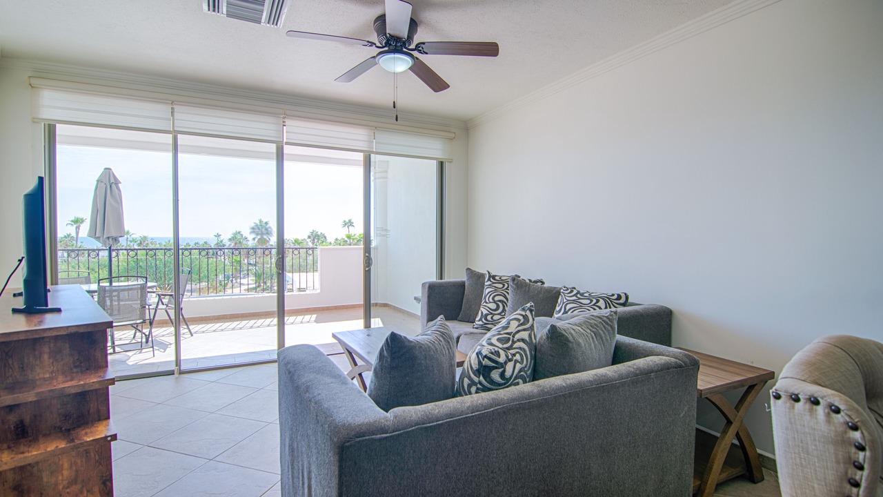 Photo of Livingroom in Sandy Beach