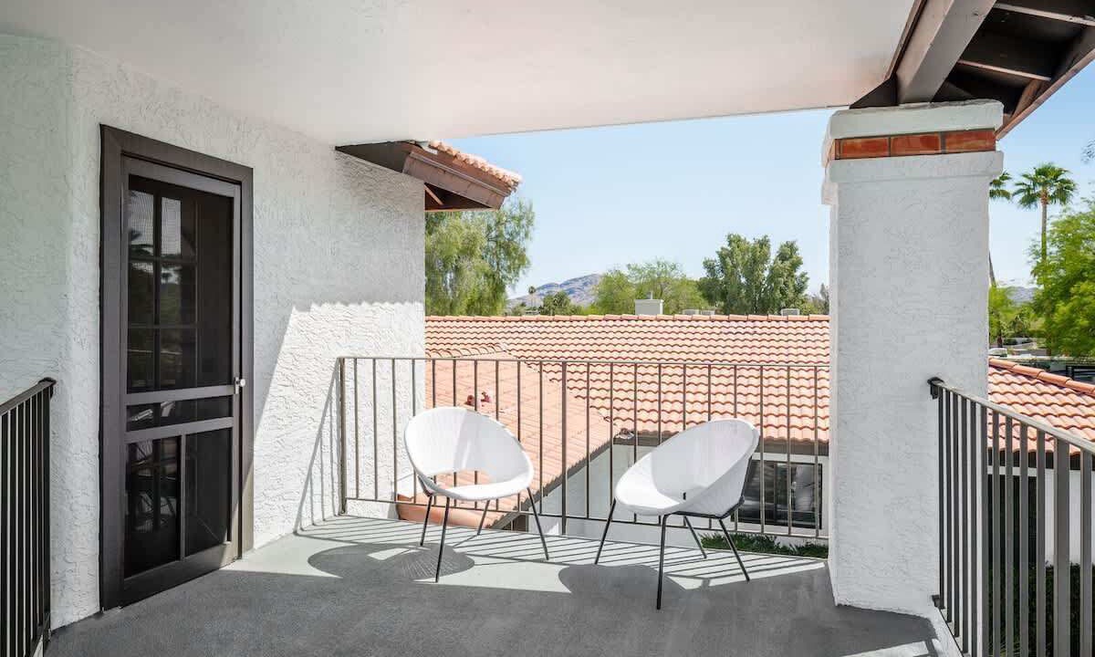Photo of Patio Balcony in Paradise Valley Village