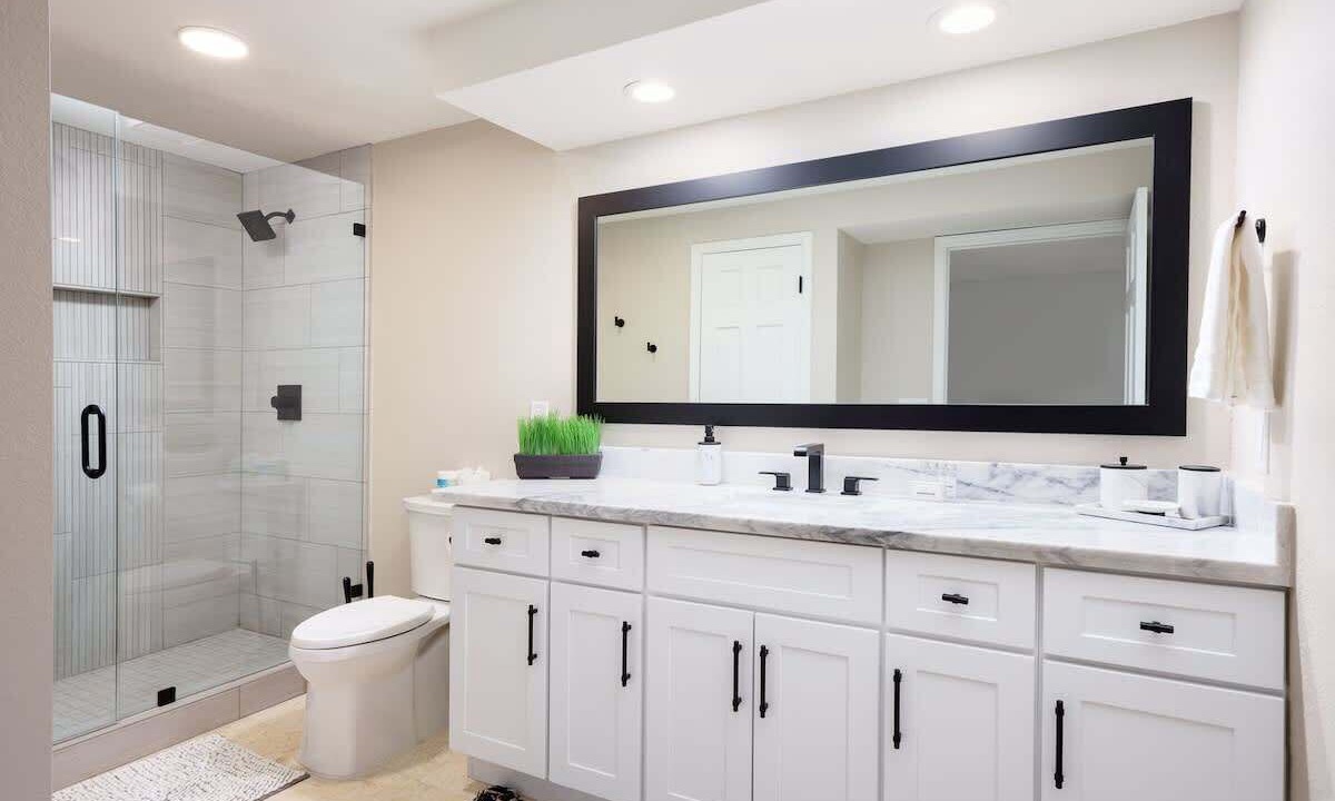 Photo of Bathroom in Paradise Valley Village