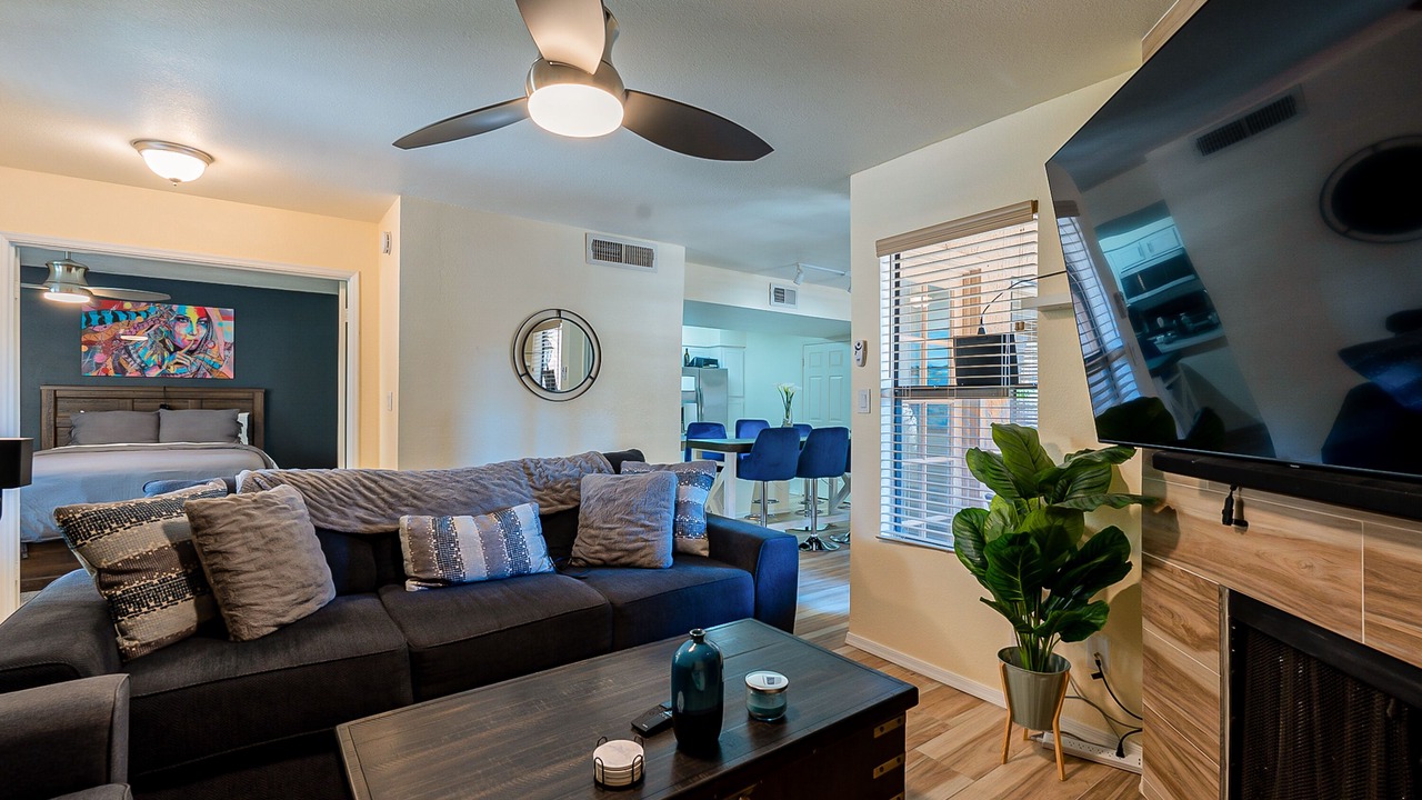 Photo of Bedroom in Central Scottsdale