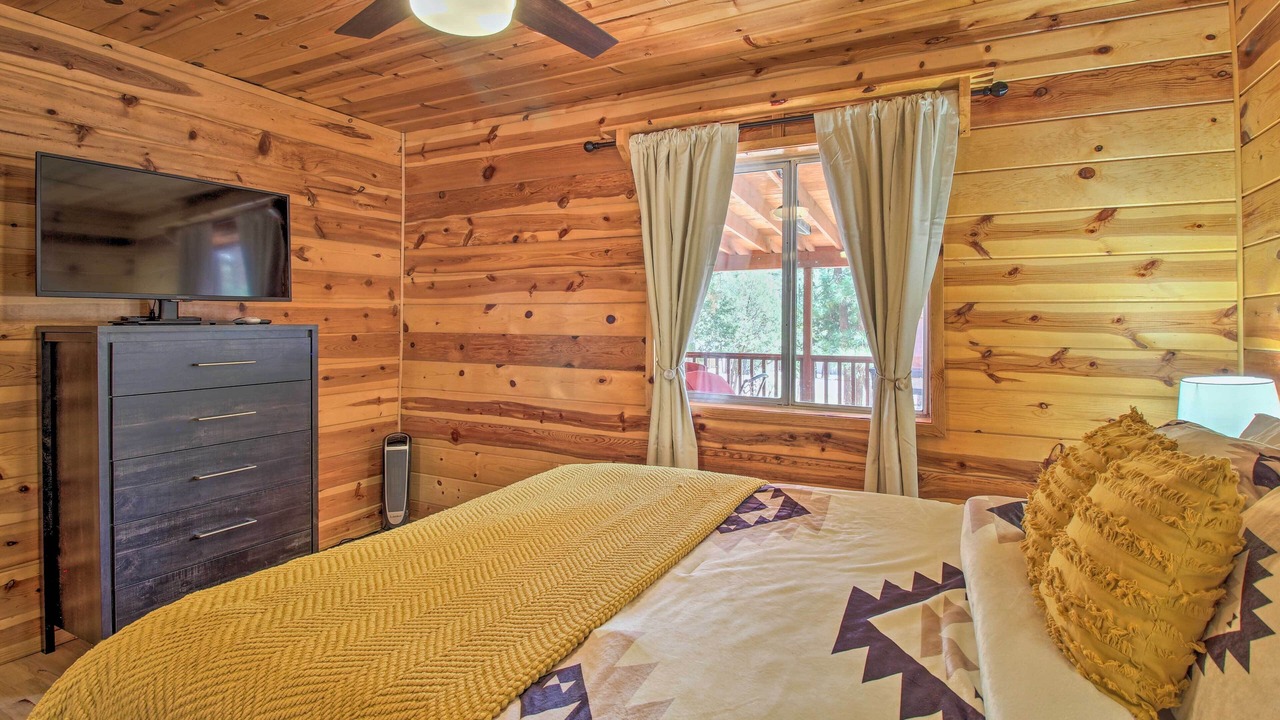 Photo of Bedroom in Show Low