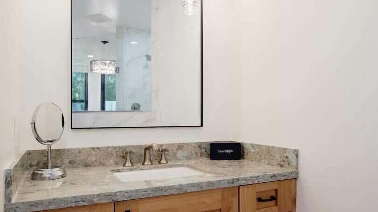 Photo of Bathroom in Central Scottsdale