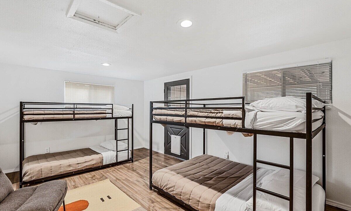 Photo of Bedroom in Munds Park