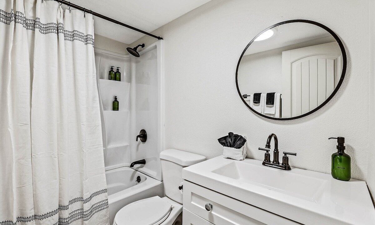 Photo of Bathroom in Munds Park