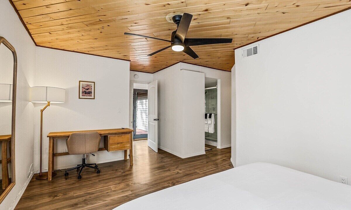 Photo of Bedroom in Munds Park