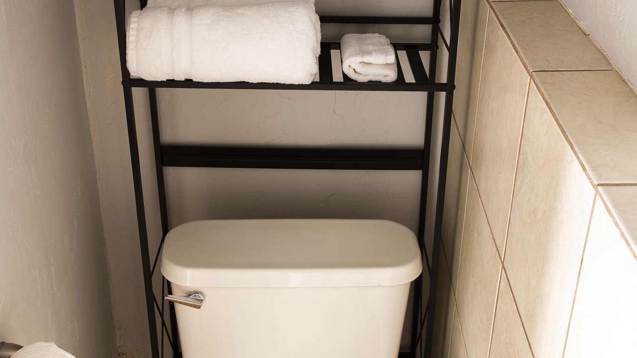 Photo of Bathroom in Iron Horse Historic District