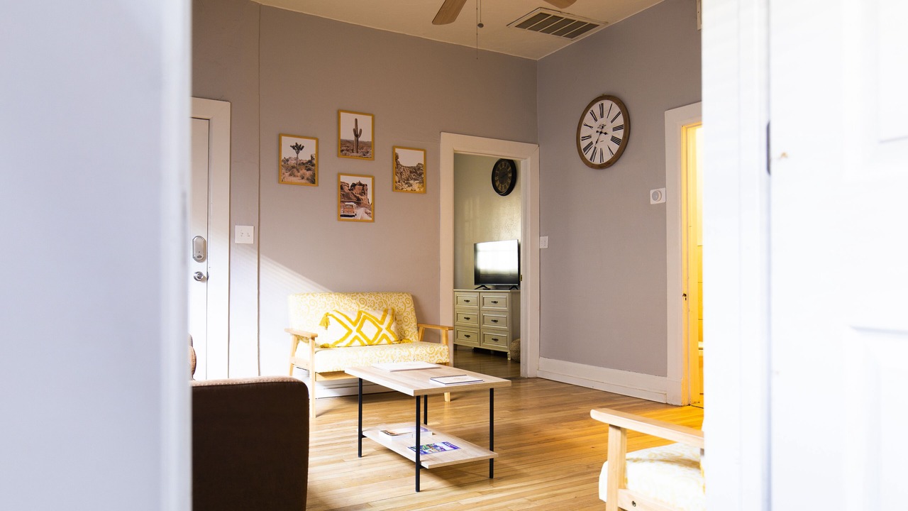 Photo of Livingroom in Iron Horse Historic District